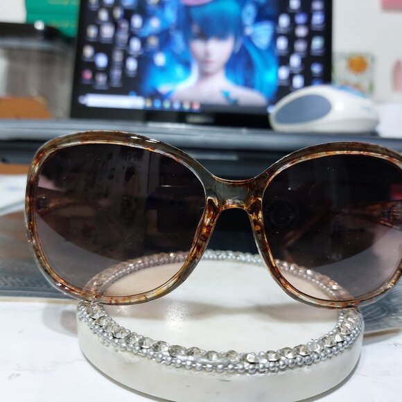 Foster Grant Fashion sunglasses women Maxblock floral trasluscent gradient lense - Picture 3 of 10